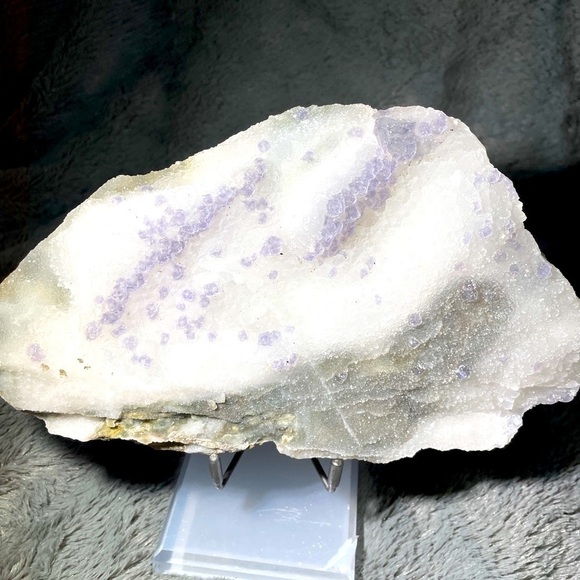 Raw crystal- SUGAR FLUORITE W/purple fluorite! SHOW PIECE 8”x5” Strong UV - Picture 1 of 8